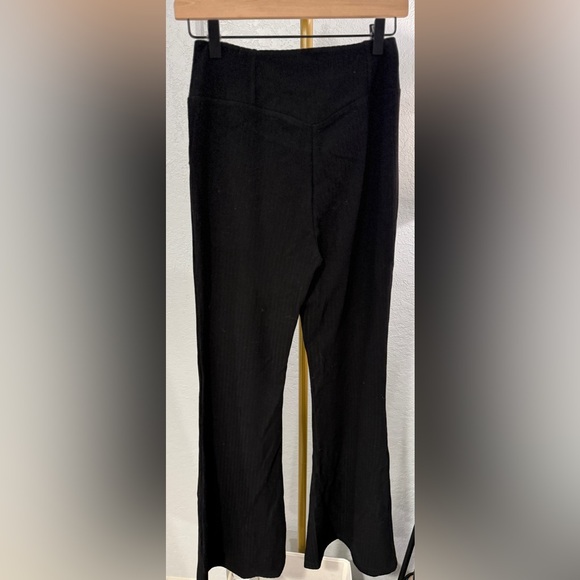 Halara Ribbed Knit High Waisted Crossover Flare Pants Tummy Control NWT - Picture 6 of 16